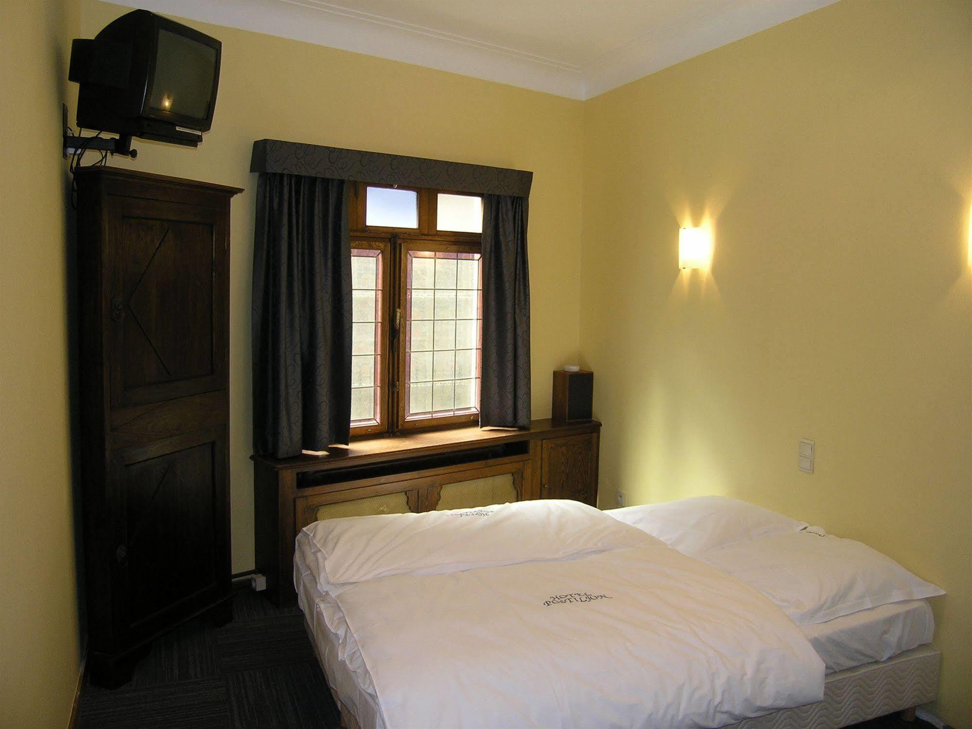 P6 Antwerp Otel Dış mekan fotoğraf